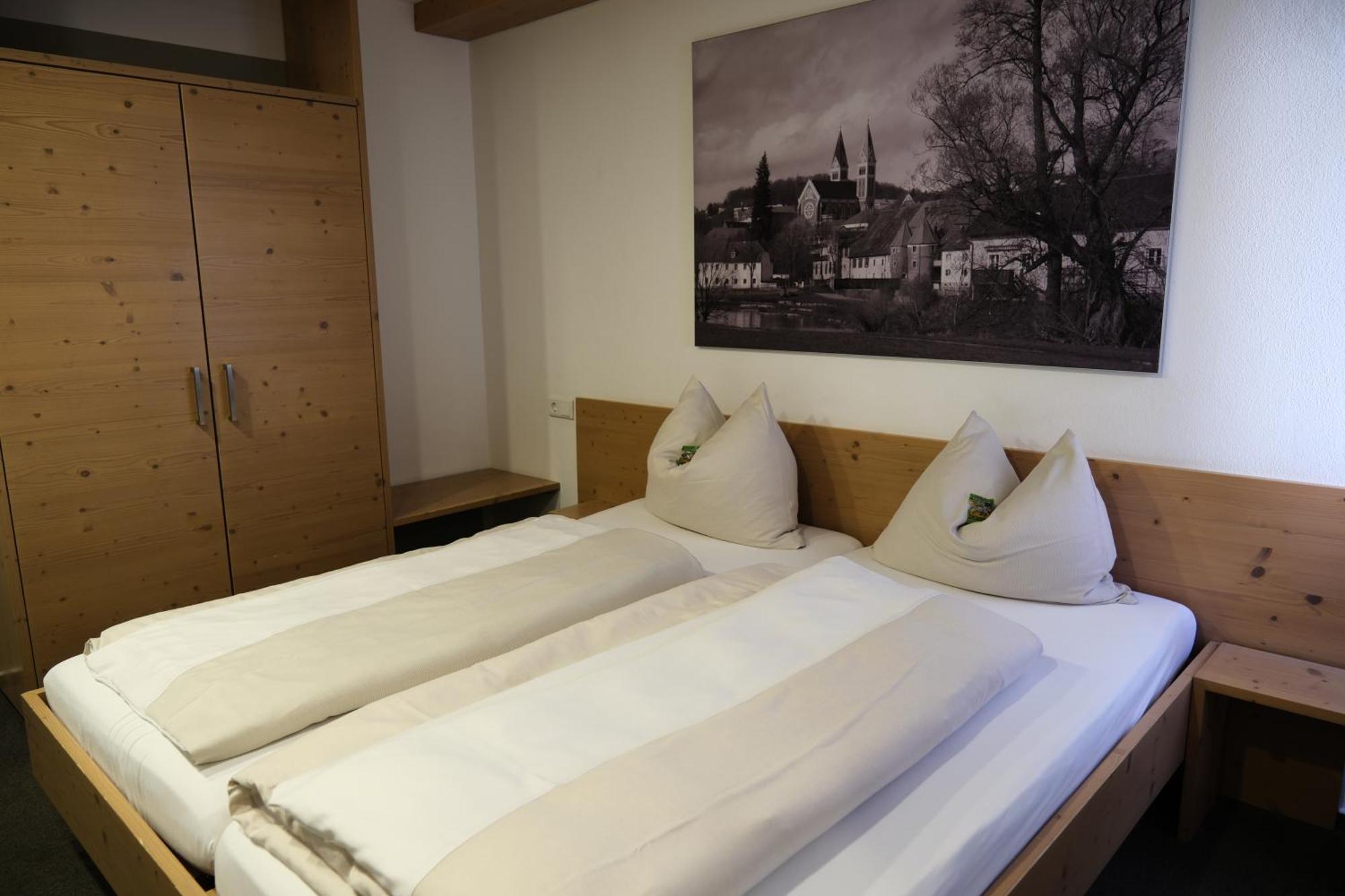 "Beim Butz" Otel Worth an der Donau Dış mekan fotoğraf